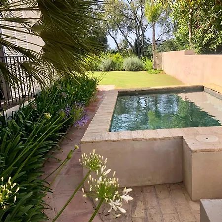 Habitación en casa particular Patio Sotogrande